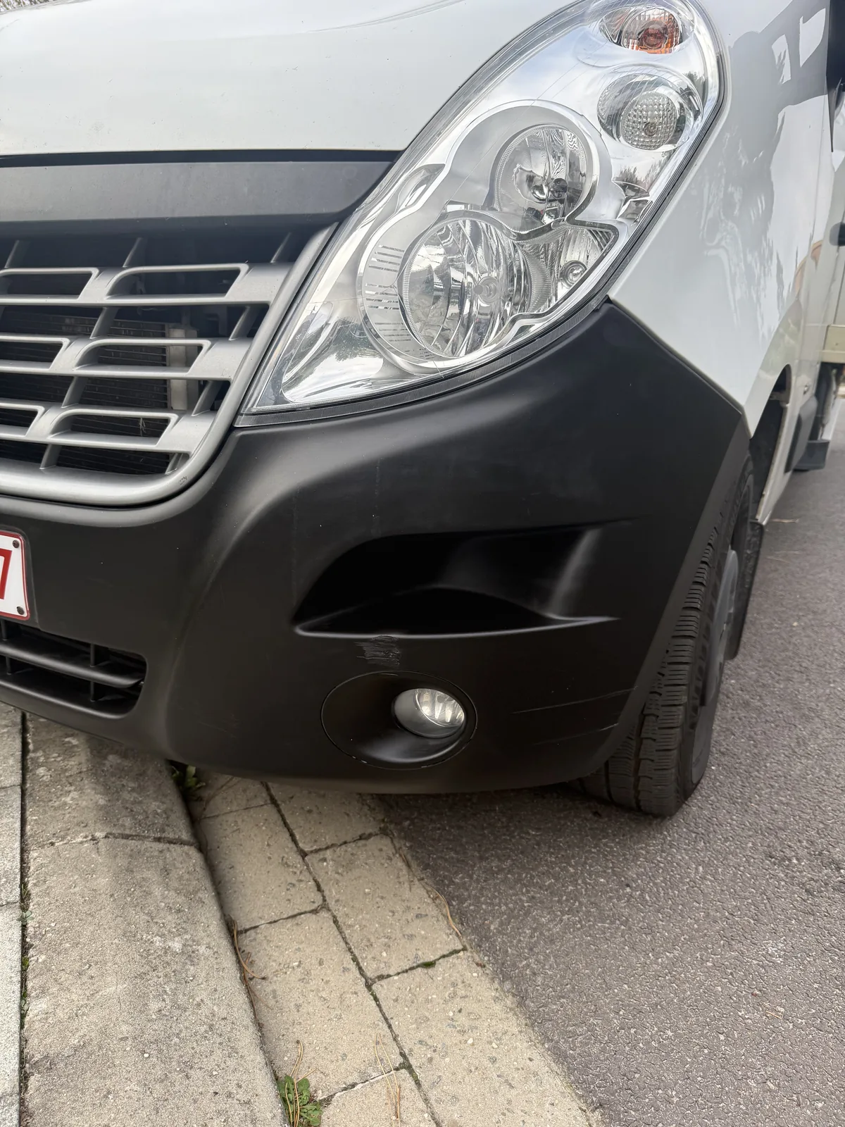 Bestelwagen bumper na detailing