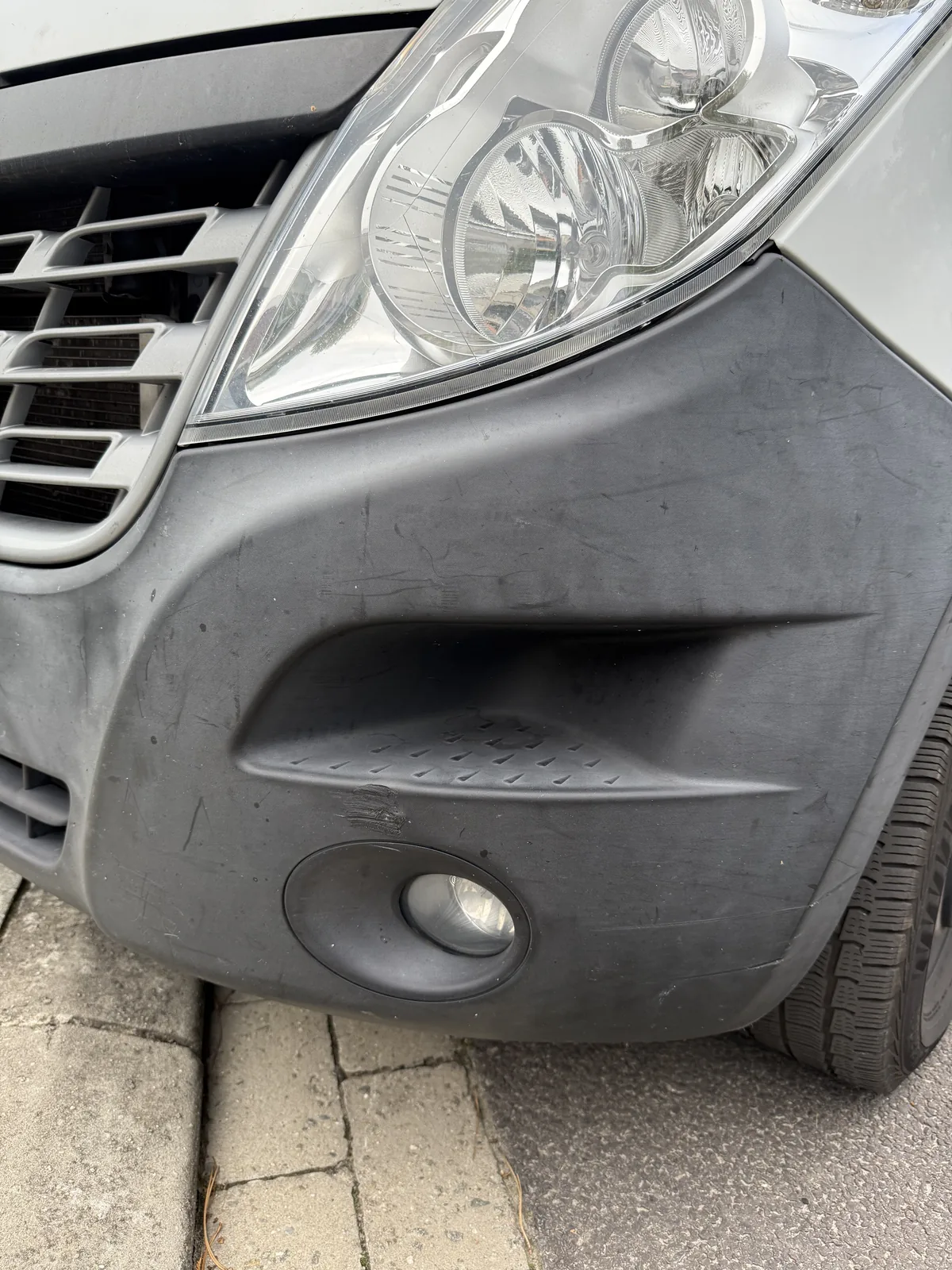 Bestelwagen bumper voor detailing