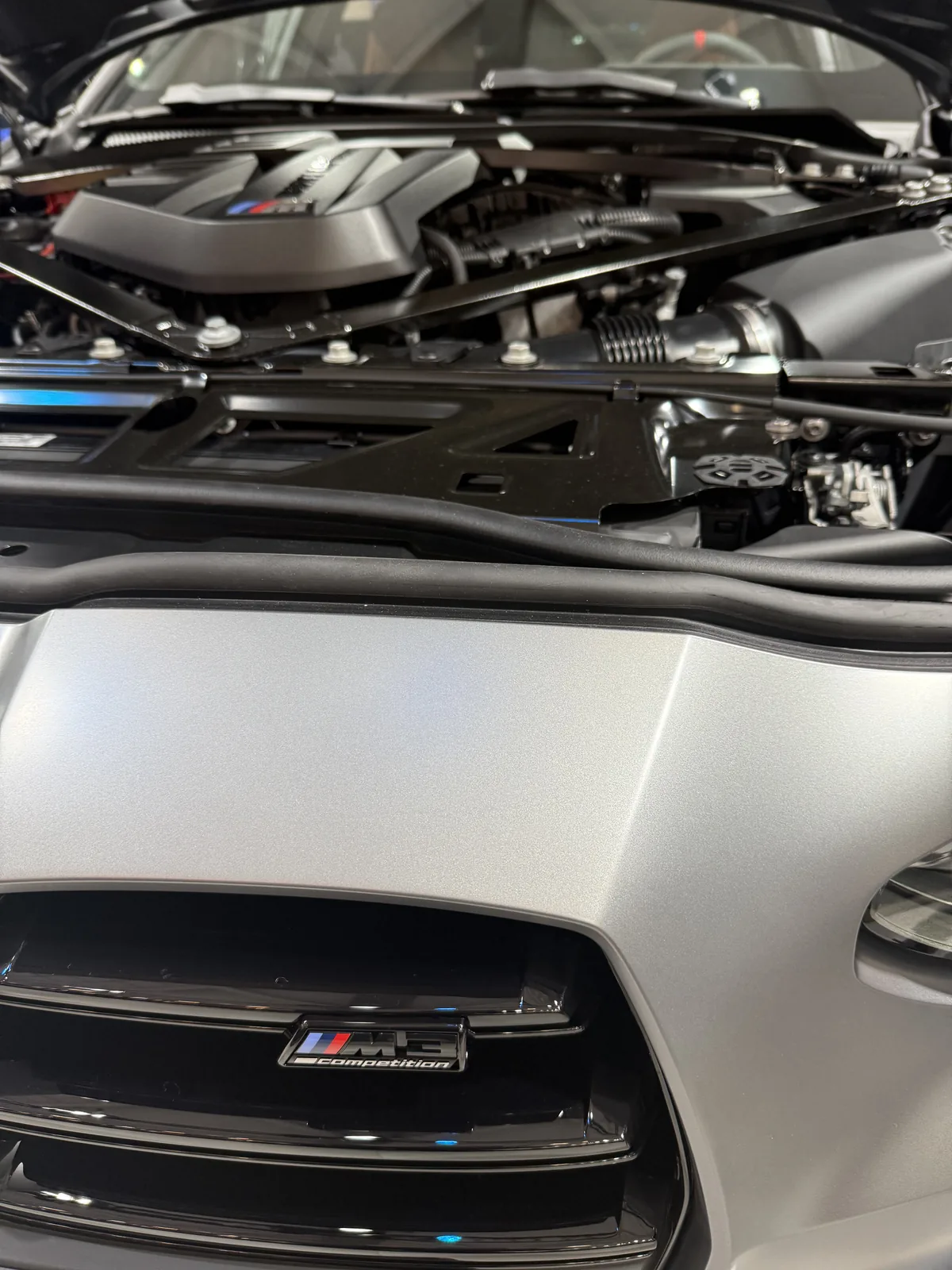 BMW M5 Competition motorruimte reiniging